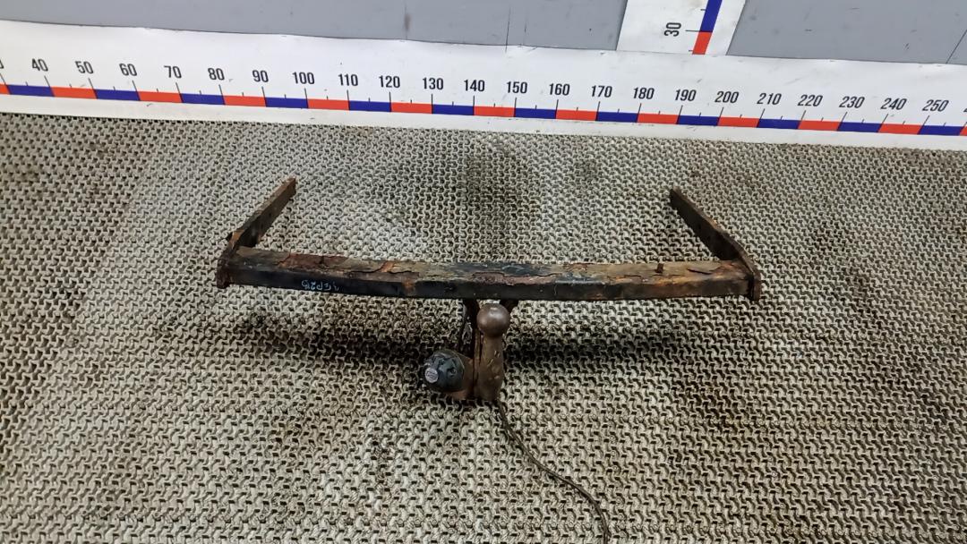 прицепное устройство (фаркоп) Ford S-Max 1 поколение 2006, 1.8 л., дизель, МКПП, минивэн - фото №1