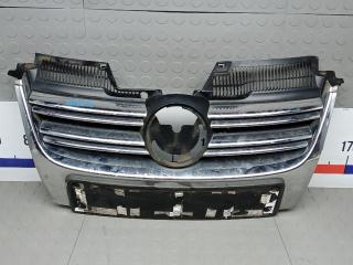 решетка радиатора Volkswagen Golf 5 поколение 2007, 1.9 л., дизель, МКПП, универсал, 1K5853653A, 1K5853761A