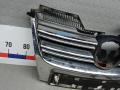 решетка радиатора Volkswagen Golf 5 поколение 2007, 1.9 л., дизель, МКПП, универсал, 1K5853653A, 1K5853761A - фото №2