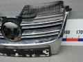 решетка радиатора Volkswagen Golf 5 поколение 2007, 1.9 л., дизель, МКПП, универсал, 1K5853653A, 1K5853761A - фото №3