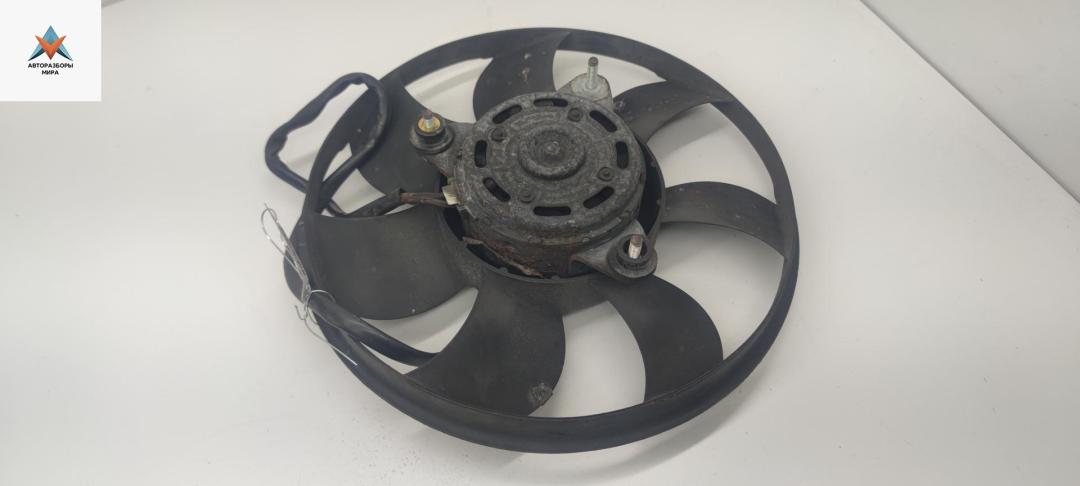 вентилятор радиатора Audi A6 4B/C5 1997, 2.8 л., бензин, МКПП, серый, седан - фото №1