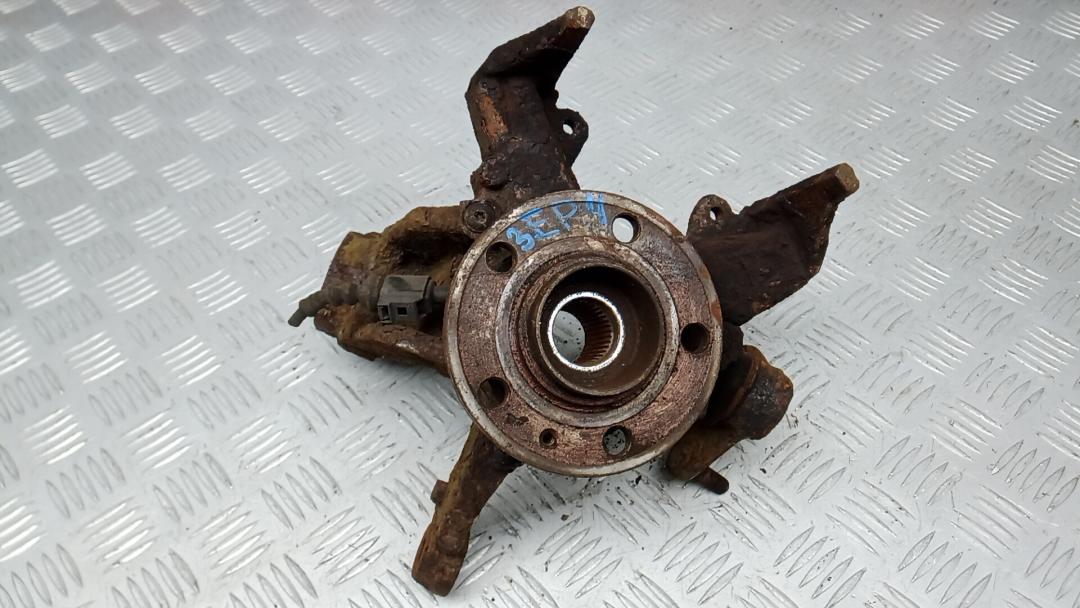 ступица передняя правая Volkswagen Polo 5 поколение 2010, 1.6 л., дизель, МКПП, хетчбэк 5 дв., 6Q0407256AC, 6C0407621 - фото №1