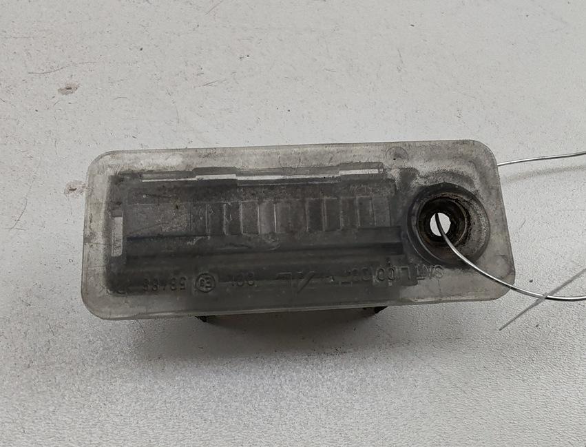 подсветка номера Audi A6 C5 2004, 1.9 л., дизель, МКПП, серый, универсал