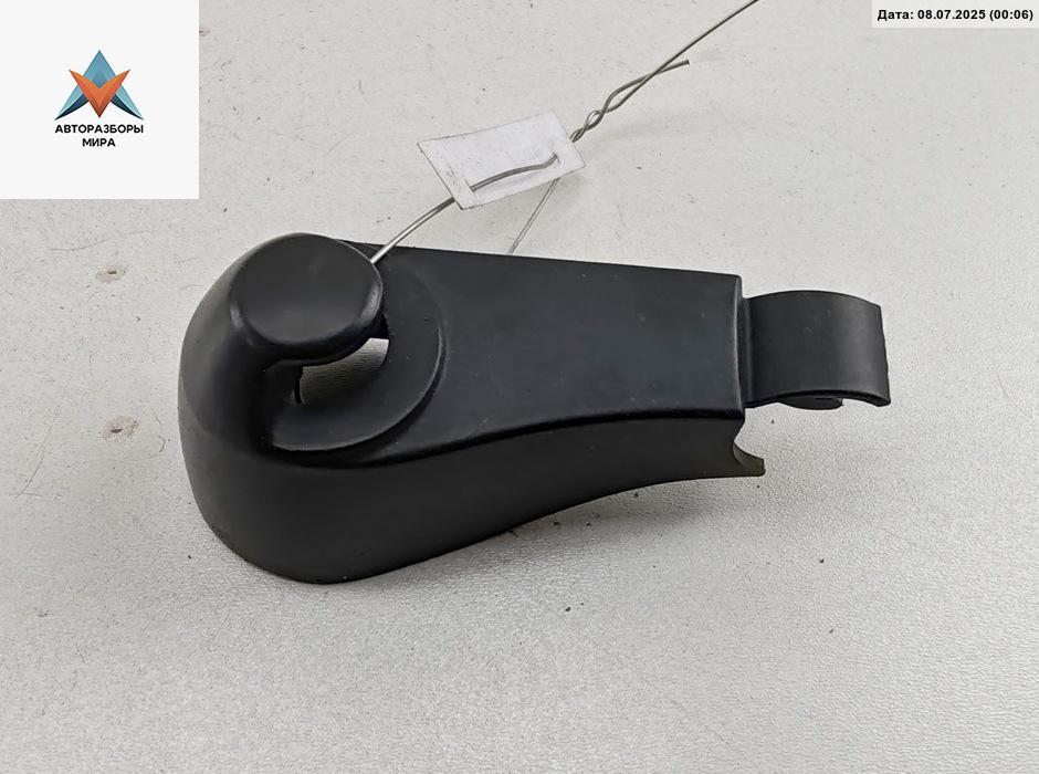 крышка поводка стеклоочистителя Audi A6 4B/C5 1998, 2.5 л., дизель, АКПП, чёрный, универсал, 4B9955205 - фото №1