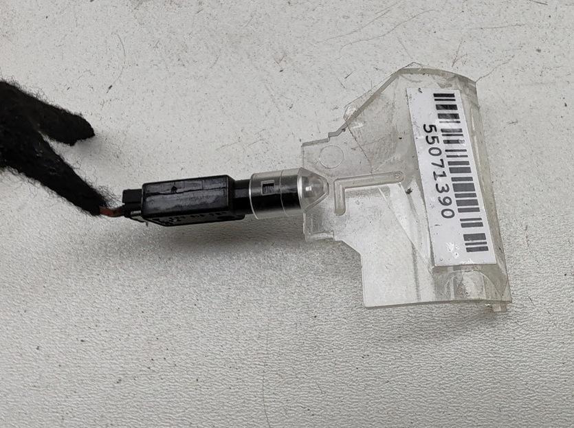 фонарь салона (плафон) Audi A6 C5 2004, 1.9 л., дизель, МКПП, серый, универсал, 4B0919063