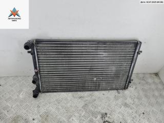 радиатор охлаждения Volkswagen Golf 4 поколение 2000, 1.4 л., бензин, МКПП, синий, хетчбэк 5 дв.