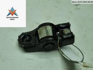 коромысло клапана (рокер) Skoda Fabia 1 поколение (6Y) [рестайлинг] 2004, 1.4 л., бензин, МКПП, серый, универсал