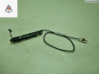 усилитель антенны Volkswagen Golf 5 поколение 2005, 1.4 л., бензин, МКПП, серый, хетчбэк 3 дв., 1K6035577AB