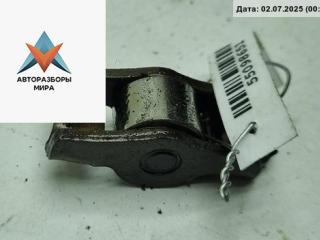 коромысло клапана (рокер) Volkswagen Golf 5 поколение 2004, 1.4 л., бензин, МКПП, серый, хетчбэк 3 дв.