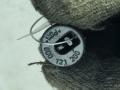 кронштейн (крепление) Volkswagen Passat B5 1998, 1.9 л., дизель, МКПП, жёлтый, седан, 8D0121200 - фото №2