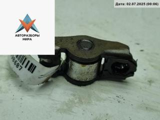 коромысло клапана (рокер) Volkswagen Golf 5 поколение 2004, 1.4 л., бензин, МКПП, серый, хетчбэк 3 дв.