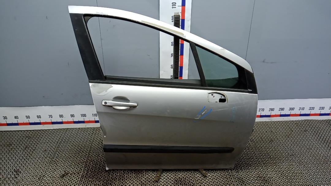 дверь передняя правая Peugeot 308 T7 2008, 1.6 л., дизель, МКПП, хетчбэк 5 дв. - фото №1