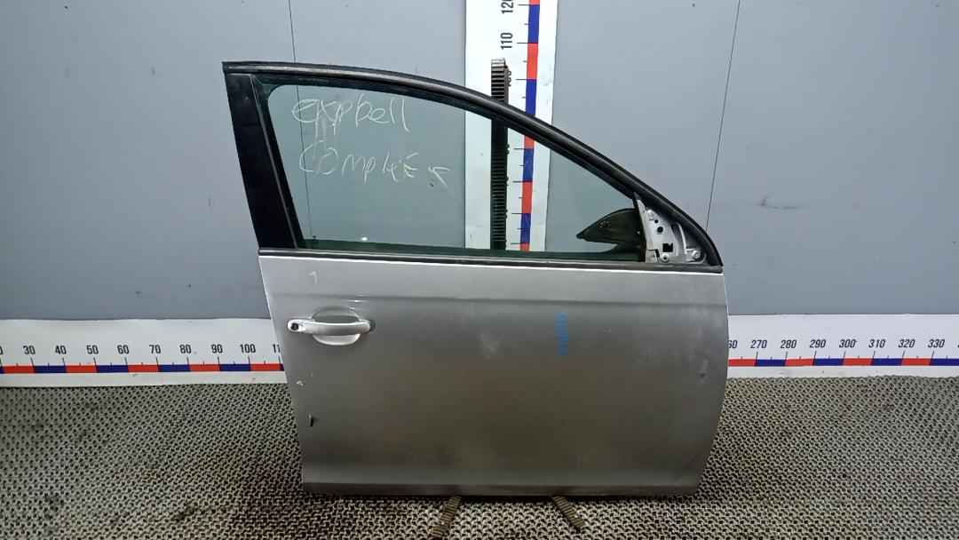 дверь передняя правая Volkswagen Jetta 5 поколение 2008, 1.9 л., дизель, МКПП, седан, 1K5831302S, 1K5831106F - фото №1