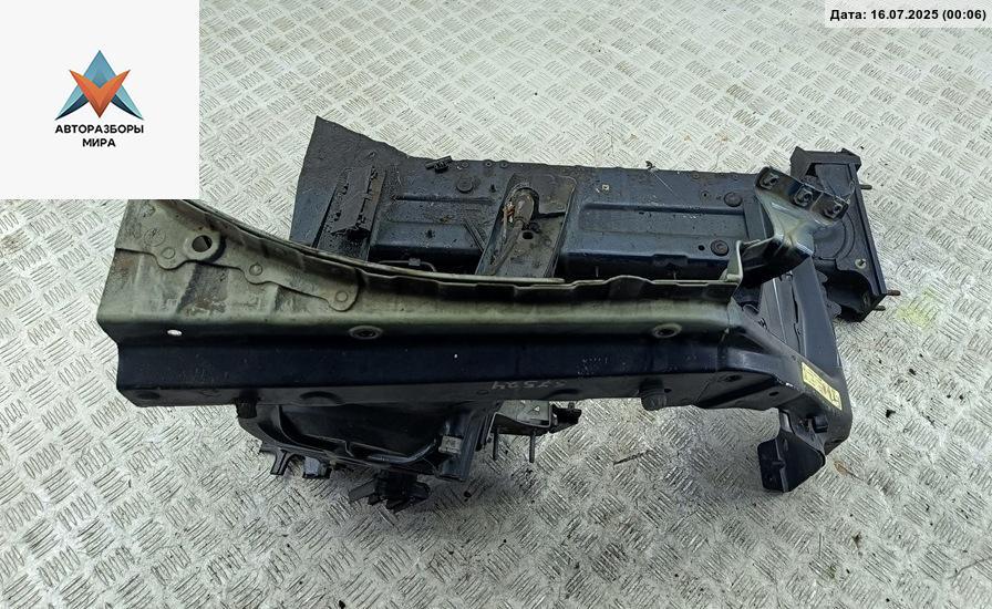 часть кузова (вырезанный элемент) BMW 5 серия E60/E61 2004, 3.0 л., дизель, АКПП, синий, седан - фото №1