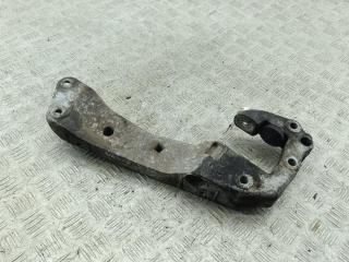 кронштейн КПП BMW 5 F10/F11 2012, 3.0 л., дизель, АКПП, чёрный, универсал, 6777615