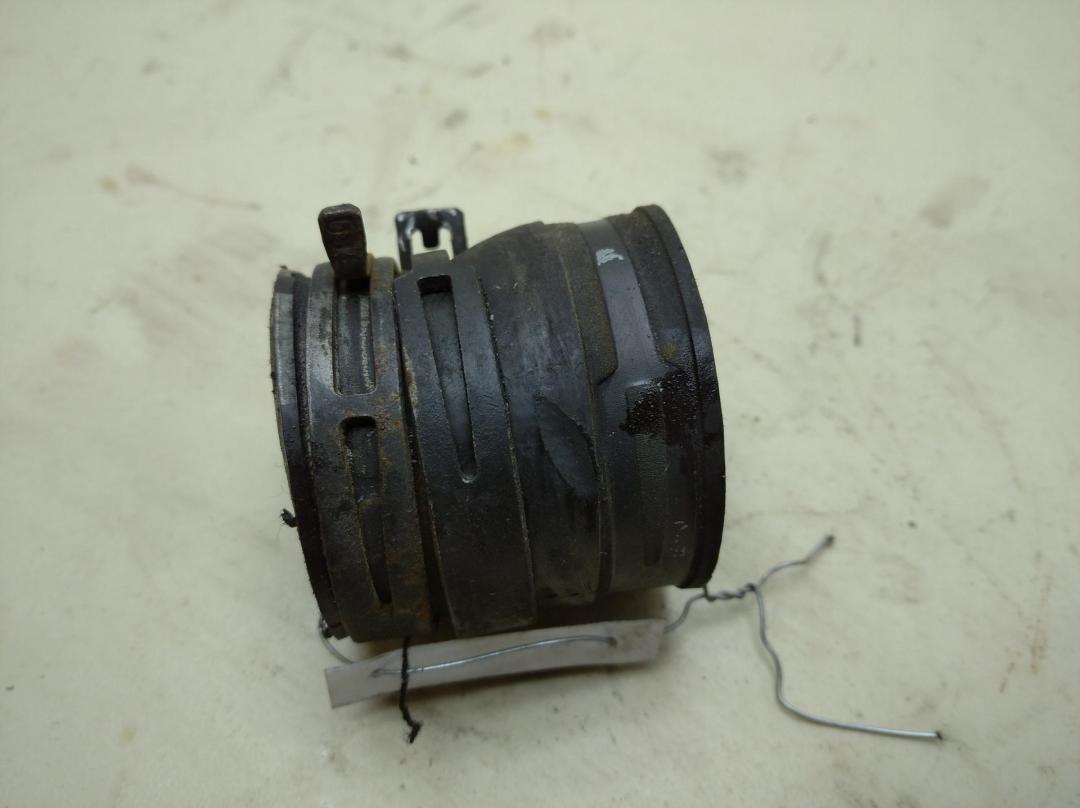 патрубок турбины Volkswagen Transporter T4 1997, 2.5 л., дизель, 701145808