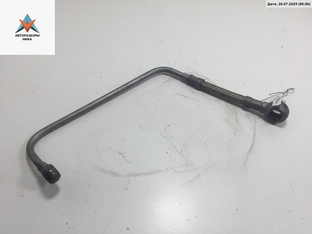 Трубка масляная турбины Volkswagen Transporter T4 1997, 2.5 л., дизель, МКПП, красный, микроавтобус - фото №1