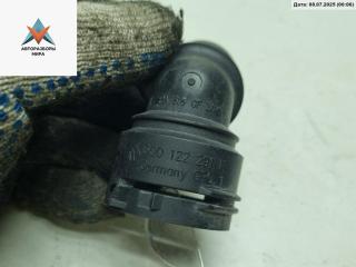 фланец (тройник) системы охлаждения Volkswagen Touran 1 поколение 2003, 1.6 л., бензин, МКПП, чёрный, минивэн, 6Q0122291E