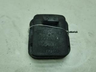 кронштейн (крепление) Volkswagen Passat B5 1997, 1.6 л., бензин, МКПП, серый, седан, 8D0121276