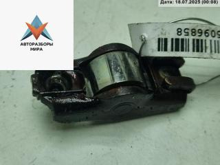 коромысло клапана (рокер) Volkswagen Golf 4 поколение 2000, 1.6 л., бензин, МКПП, синий, хетчбэк 5 дв.