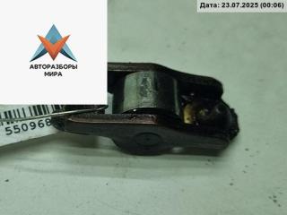 коромысло клапана (рокер) Volkswagen Golf 4 поколение 2000, 1.6 л., бензин, МКПП, синий, хетчбэк 5 дв.