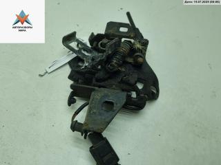 замок капота Volkswagen Passat B5 [рестайлинг] 2001, 1.9 л., дизель, МКПП, синий, универсал