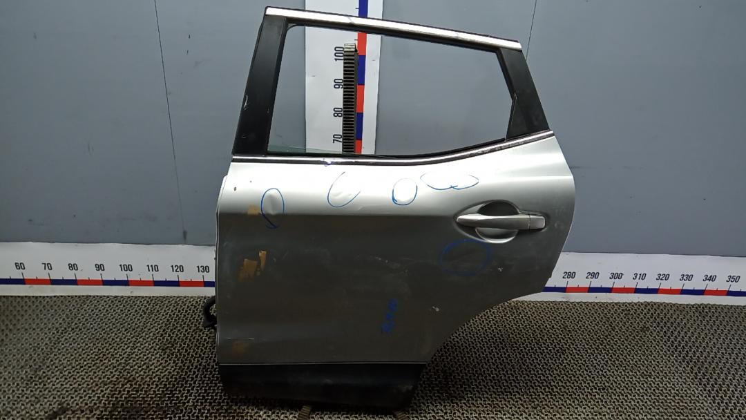 дверь задняя левая Nissan Qashqai 2 поколение 2014, 1.5 л., дизель, МКПП, внедорожник 5 дв., H21014EAMA - фото №1
