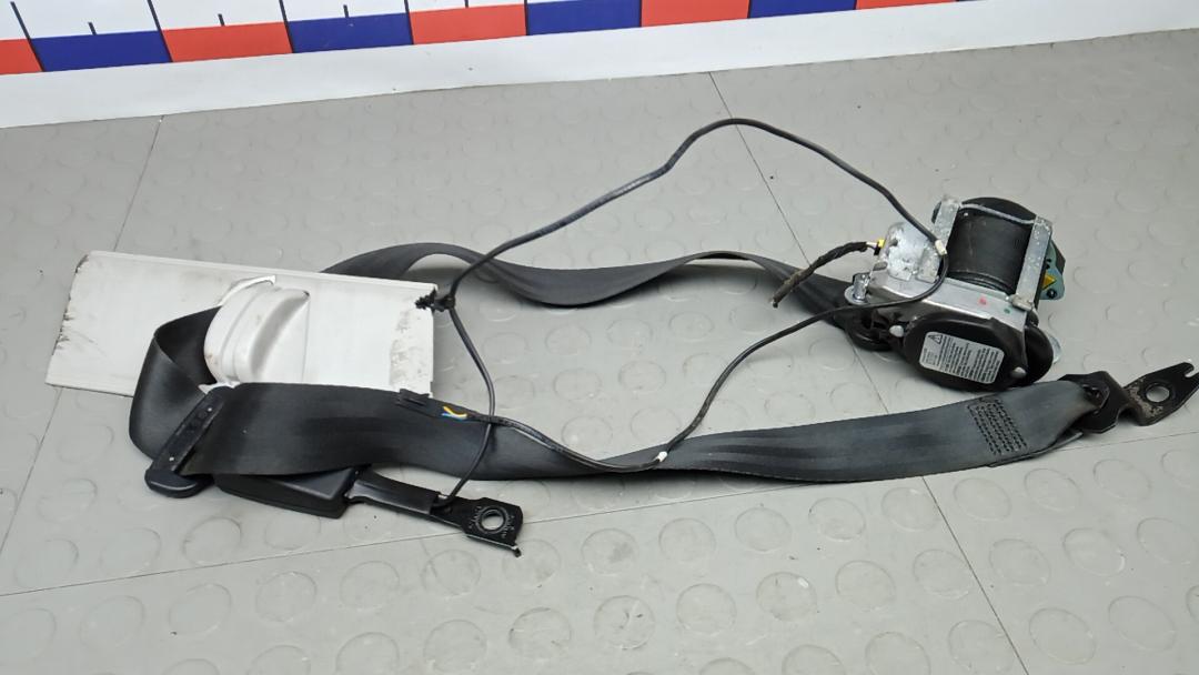 ремень безопасности Skoda Rapid 1 поколение 2014, 1.6 л., дизель, АКПП, хетчбэк 5 дв., 621493000, 5JA857702B, 008R000 - фото №1