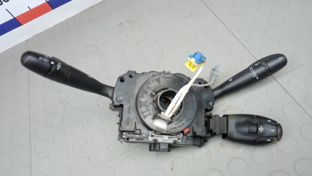 переключатель подрулевой Citroen Berlingo 2 поколение (B9) 2010, 1.6 л., дизель, МКПП - фото №1