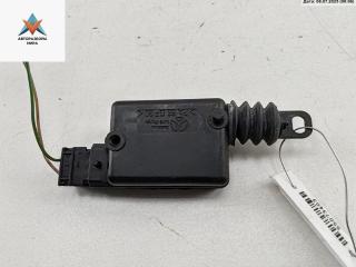 Активатор (привод) замка двери задней левой Dacia (Renault) Sandero I 2008, 1.4 л., бензин, МКПП, синий, хетчбэк 5 дв.