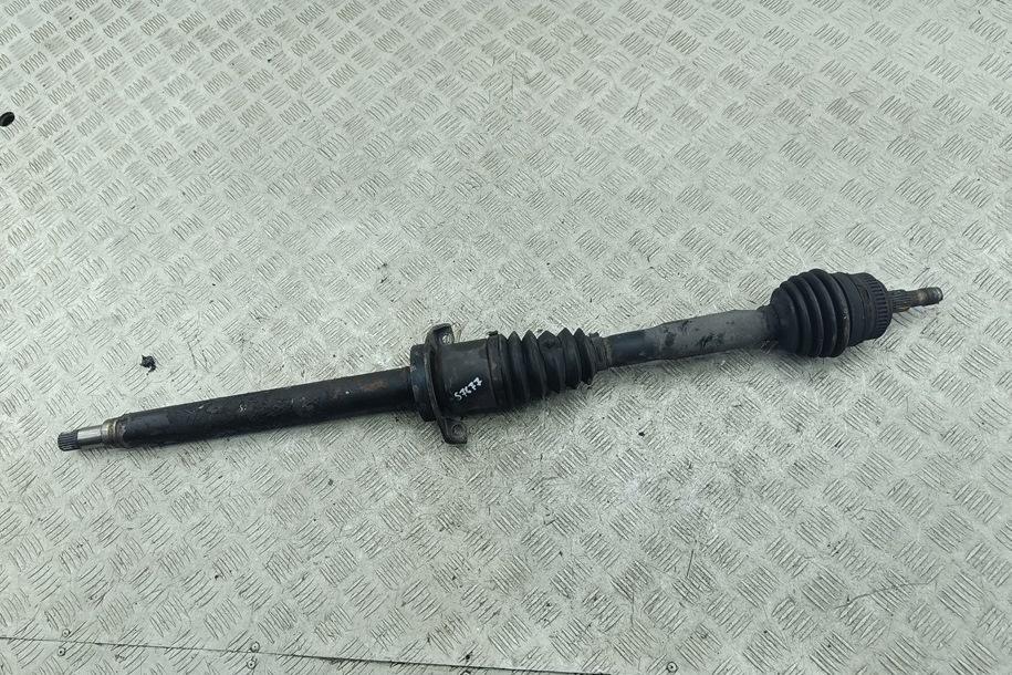 полуось передняя правая (приводной вал, ШРУС) Mercedes-Benz A W168 2003, 1.6 л., бензин, МКПП, чёрный, хетчбэк 5 дв.