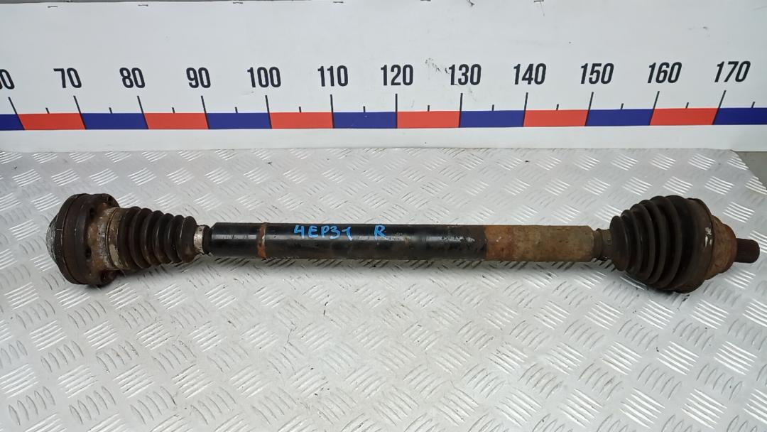 полуось передняя правая (приводной вал, ШРУС) Volkswagen Caddy 3 поколение 2004, 1.9 л., дизель, МКПП, 2K0407272E - фото №1