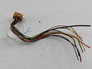 разъем (фишка) проводки Volkswagen Passat B5 1998, 1.8 л., бензин, МКПП, красный, седан, 1J0962615B