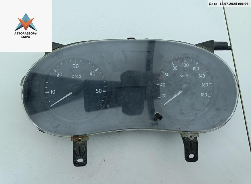 приборная панель Nissan Interstar 1 поколение 2008, 2.5 л., дизель, МКПП, белый, микроавтобус, P8200467948D - фото №1