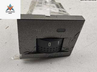 кнопка обогрева сидений Opel Vectra C 2002, 2.2 л., бензин, АКПП, синий, седан, 32429800