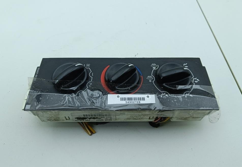 блок управления печки / климат-контроля Nissan Interstar 2008, 2.5 л., дизель, МКПП, белый, микроавтобус, 92537