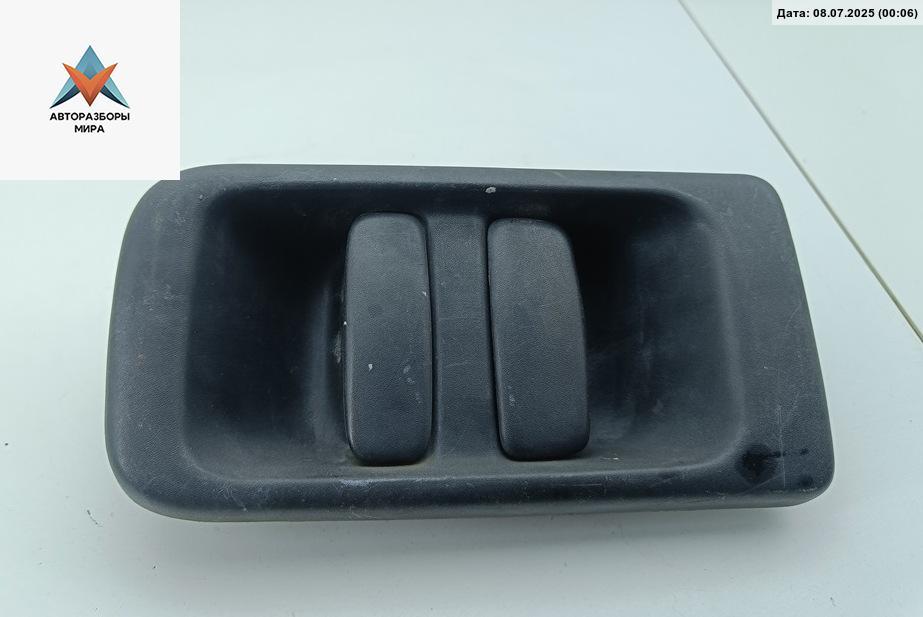 ручка наружная двери сдвижной Nissan Interstar 1 поколение 2008, 2.5 л., дизель, МКПП, белый, микроавтобус, 8200856290 - фото №1