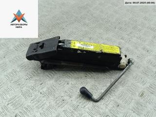 домкрат Volkswagen Golf 5 поколение 2005, 1.4 л., бензин, МКПП, синий, хетчбэк 5 дв.