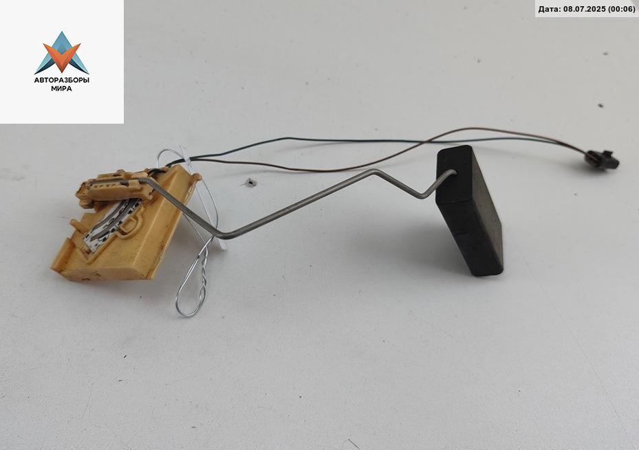 датчик уровня топлива Opel Signum C 2003, 2.2 л., бензин, МКПП, чёрный, хетчбэк 5 дв., 833000 - фото №1