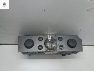 блок управления печки / климат-контроля Opel Signum C 2003, 2.2 л., бензин, МКПП, чёрный, хетчбэк 5 дв., 131138196