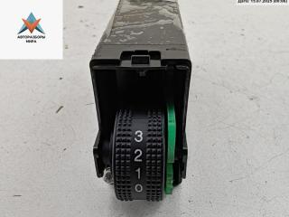 кнопка корректора фар Kia Carens 3 поколение 2006, 2.0 л., дизель, МКПП, серый, минивэн