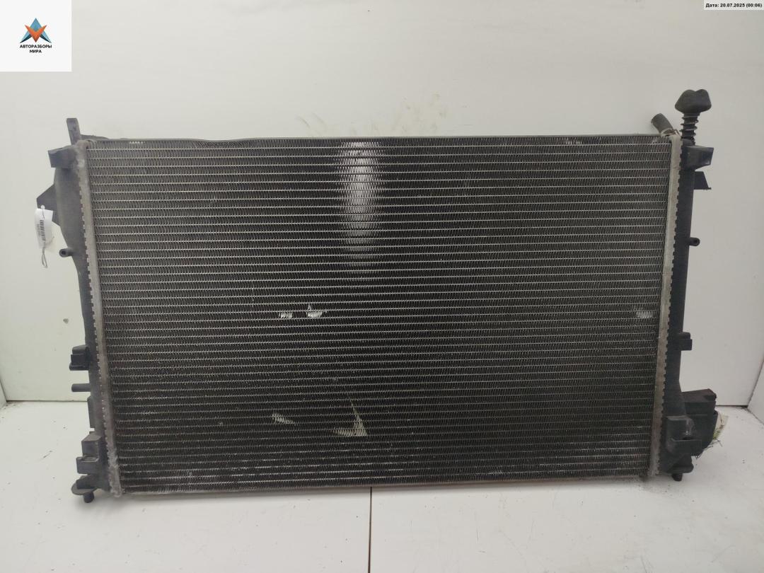 радиатор охлаждения Opel Vectra C 2002, 3.2 л., бензин, МКПП, красный, хетчбэк 5 дв., 24418343 - фото №1