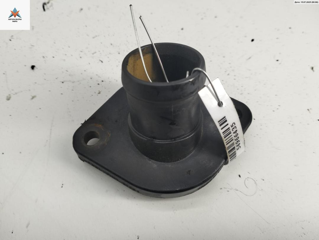 корпус термостата Volkswagen Golf 3 поколение 1996, 1.6 л., бензин, МКПП, красный, хетчбэк 5 дв., 5856R - фото №1