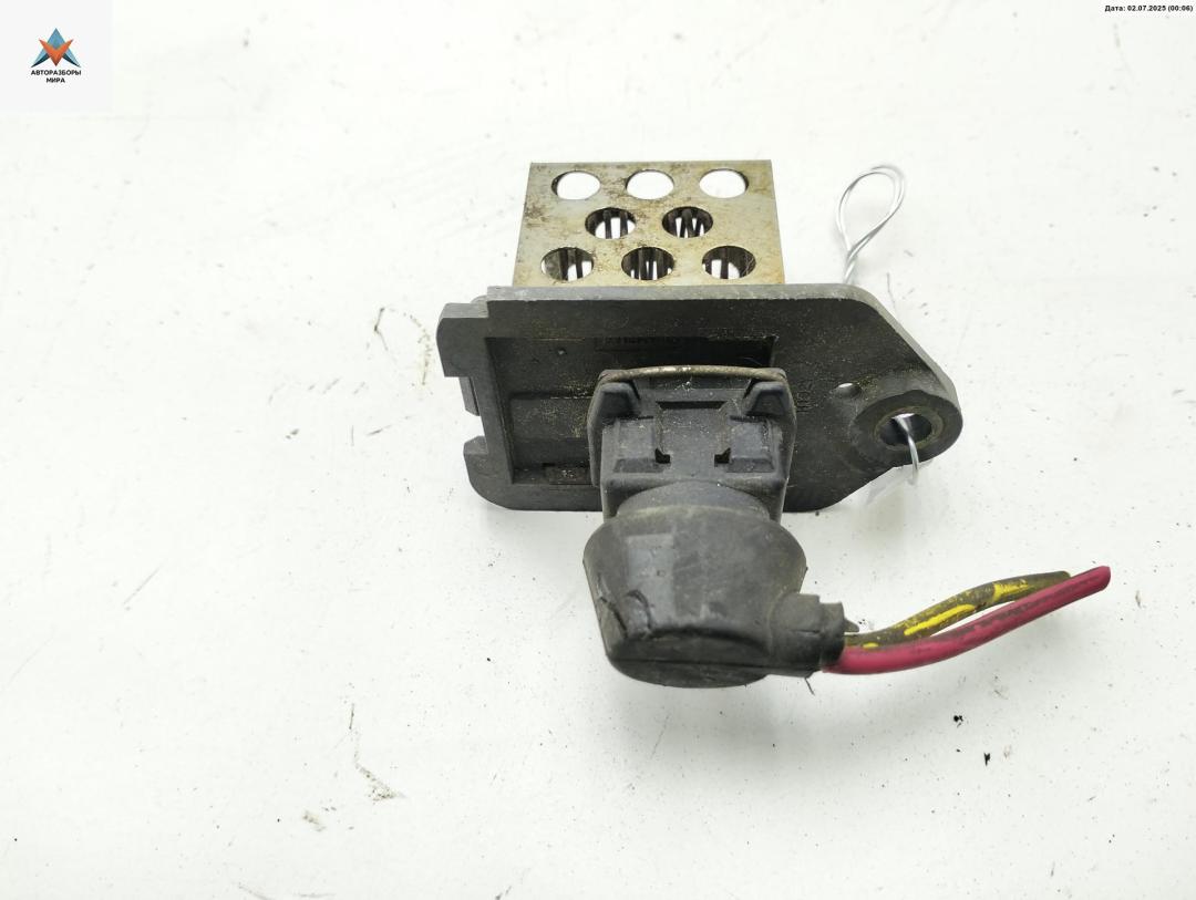 блок управления вентилятором (реле) Citroen Xsara Picasso 1 поколение 2002, 1.8 л., бензин, МКПП, серый, минивэн, 9641212580 - фото №1