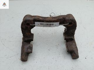 скоба суппорта Peugeot 307 1 поколение 2004, 1.6 л., бензин, МКПП, синий, хетчбэк 5 дв.