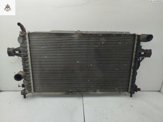 радиатор охлаждения Opel Zafira 2 поколение (B) 2005, 2.2 л., бензин, МКПП, чёрный, минивэн, 13129047