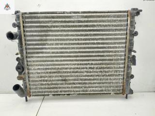 радиатор охлаждения Renault Kangoo 1 поколение 1999, 1.4 л., бензин, МКПП, жёлтый, фургон