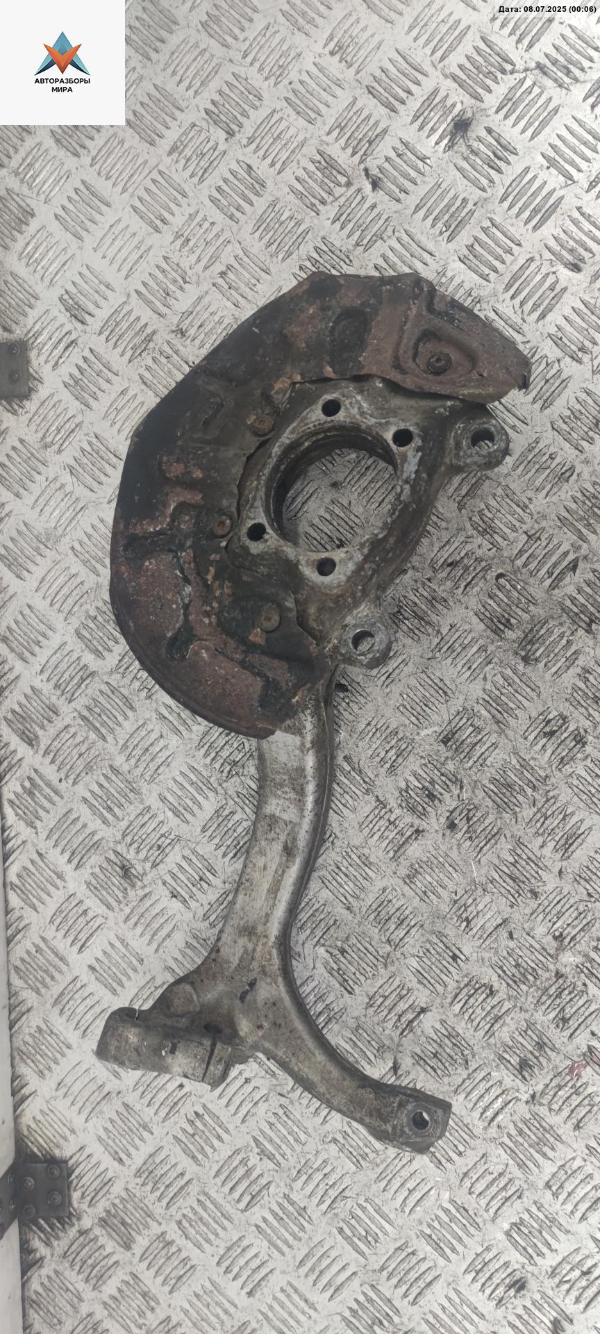 ступица передняя правая Audi A4 B7 2005, 2.0 л., дизель, АКПП, синий, универсал - фото №1