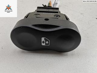 кнопка стеклоподъемника переднего правого Dacia (Renault) Sandero I 2008, 1.4 л., бензин, МКПП, синий, хетчбэк 5 дв., 602227