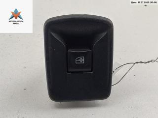 кнопка стеклоподъемника переднего правого Dacia (Renault) Lodgy 2012, 1.5 л., дизель, МКПП, чёрный, универсал